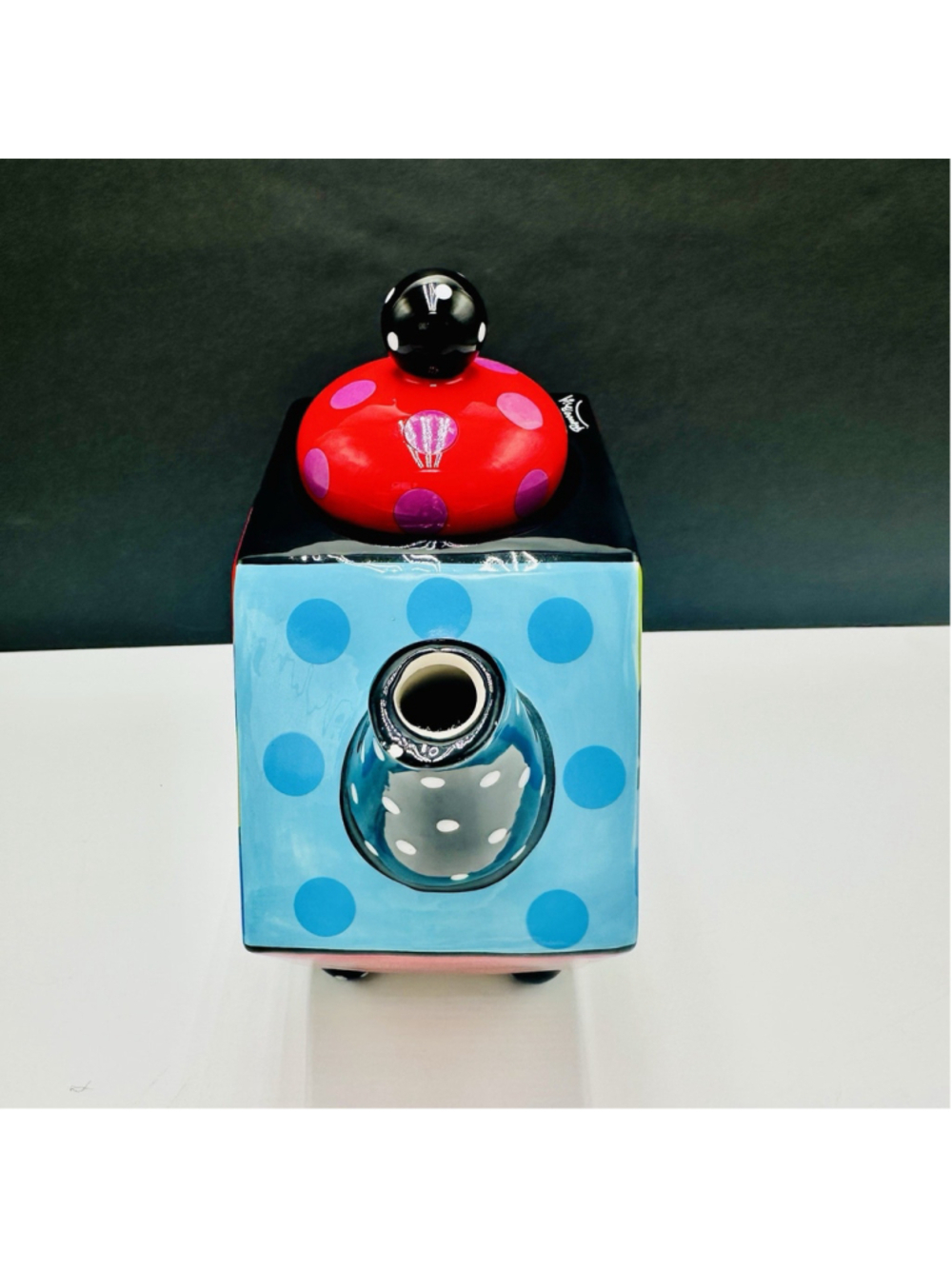 Romero Britto Butterfly Teapot 2009 Signed Ceramic Whimsical Artsy 9.5” x 8” - Picture 4 of 15